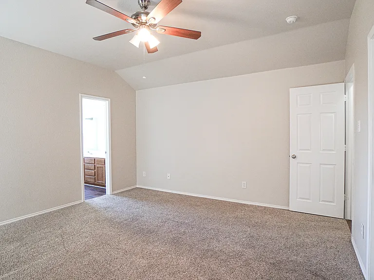 2161 Teagle Dr — Photo 17