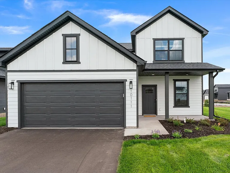 Acclaim of Woodbury Modern Living, Thoughtfully Designed — Photo 67