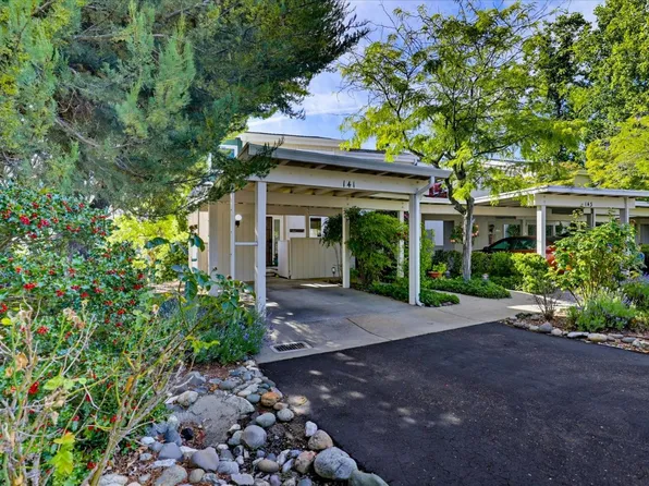 141 Rockwood Dr, Grass Valley, CA 95945
