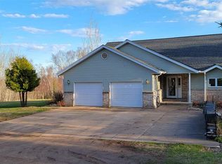 1650 W 5th St, Grand Marais, MN 55604