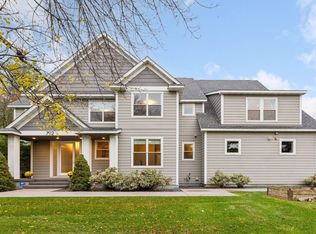 792 Hilltop Rd, Mendota Heights, MN 55118