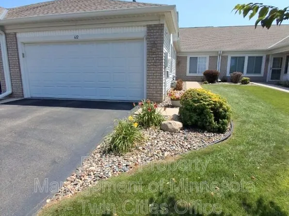612 Lake View Dr, Woodbury, MN 55129