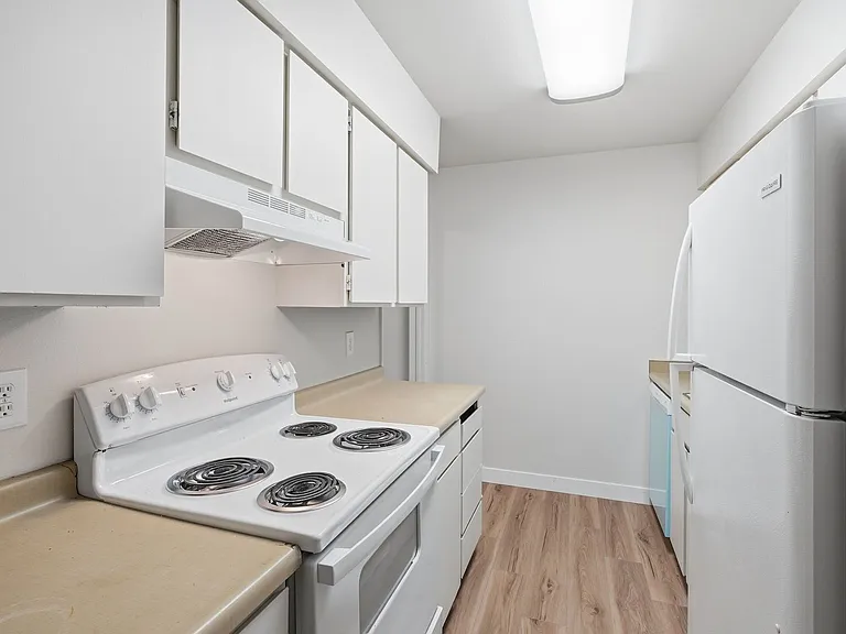 3102 E 27th Ave — Photo 13