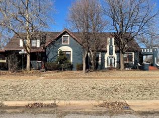 129 S Broadway Ave, Hobart, OK 73651