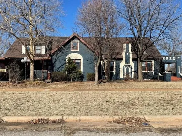 129 S Broadway Ave, Hobart, OK 73651