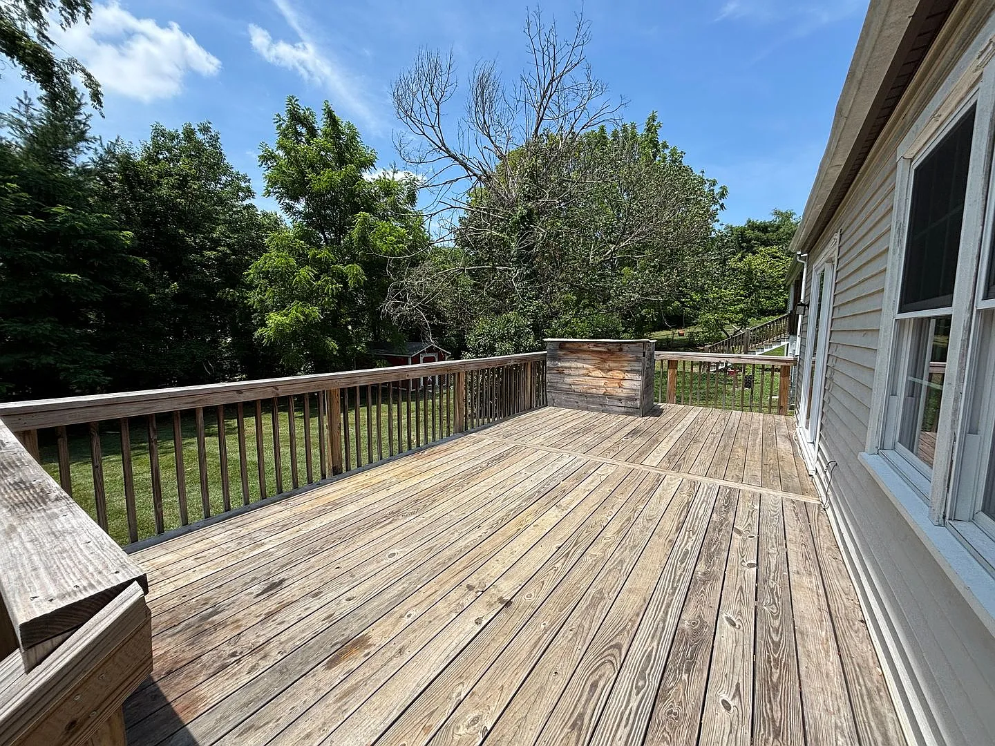 3 Bedroom 2 Bathroom House — Photo 4