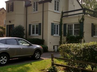 926 Juniper Rd, Glenview, IL 60025