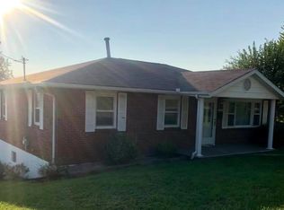 102 S Vine St, Milan, MO 63556