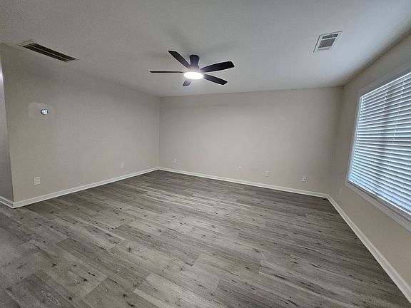 4th image of 2645 Impala Dr