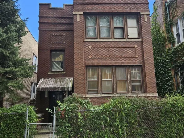 4915 N Troy St, Chicago, IL 60625