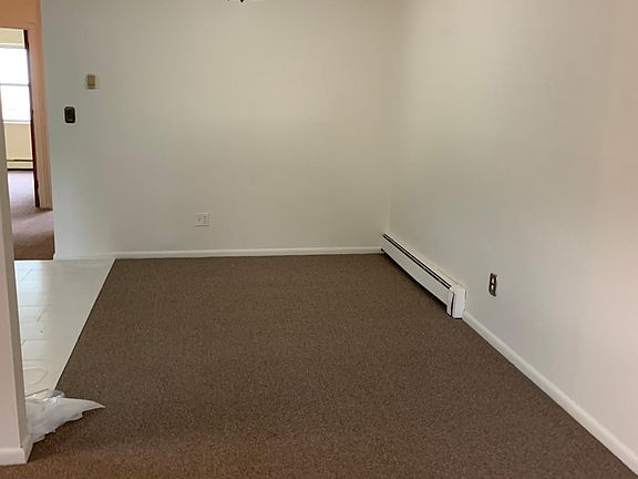 5th image of 85-39 164th St Floor 2