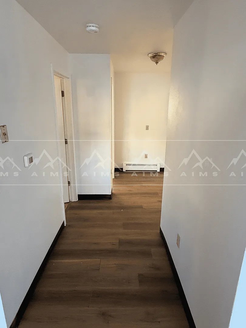 Silverfox Apartments (12521) — Photo 1
