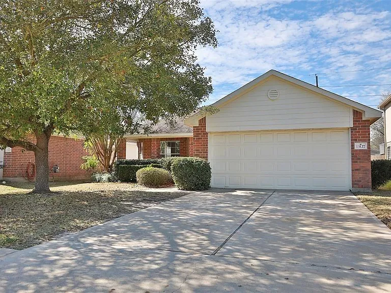 13127 Bach Elm St — Photo 1