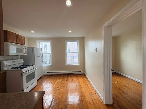72 Liverpool St #2 — Photo 8
