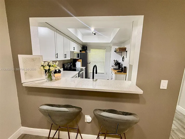 300 Promenade Dr #105 — Photo 9