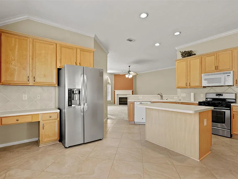 10311 Sawyers Crossing Ln — Photo 6