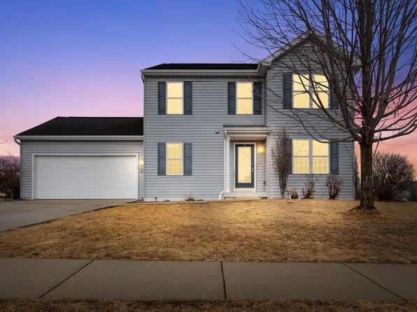 1570 Pumpkin PATH, Oconomowoc, WI 53066