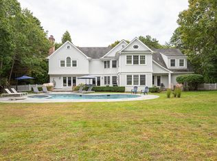 4 Candace Dr, East Quogue, NY 11942