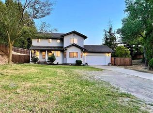 2566 Black Bart Dr, Valley Springs, CA