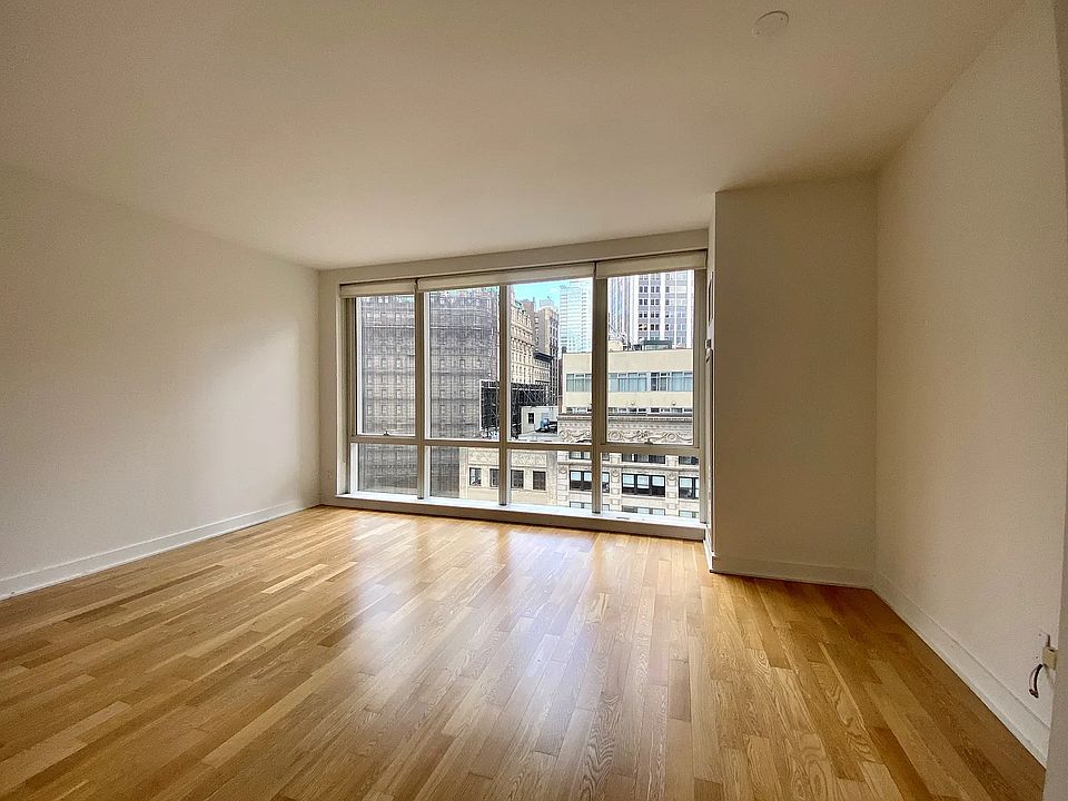 1st image of 885 6th Ave APT 11C