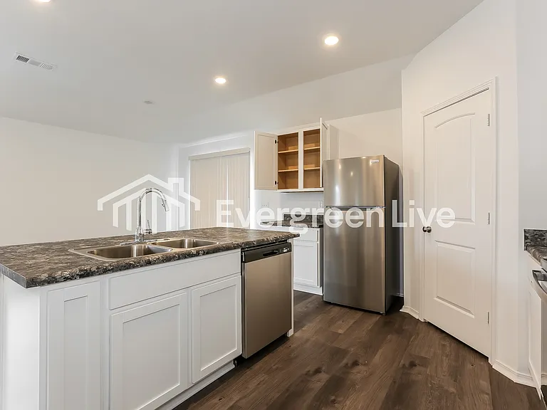 113 Powder River Dr — Photo 6