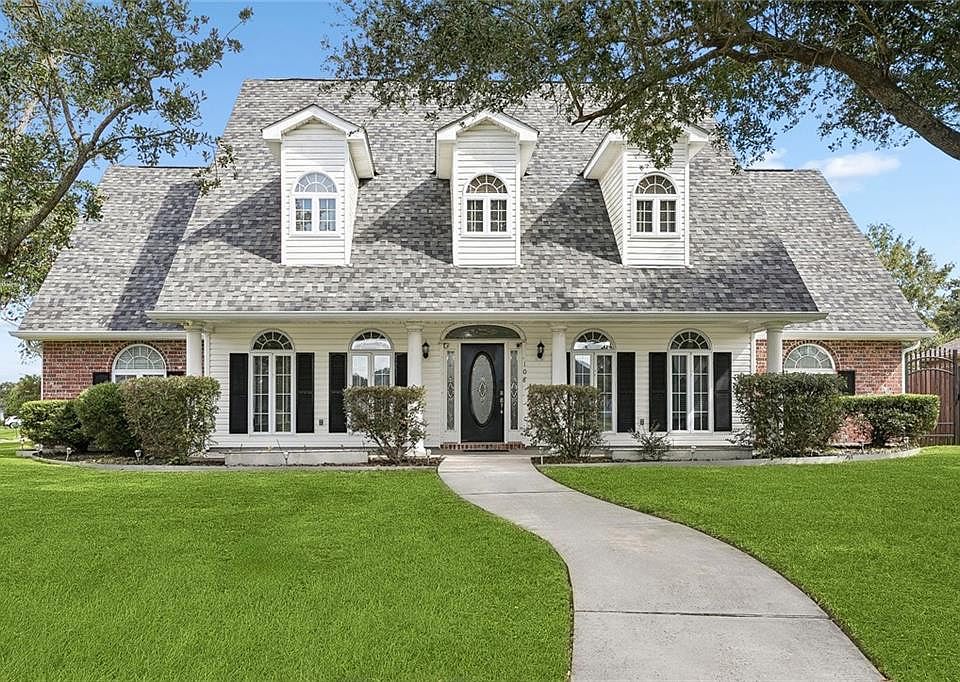 1st image of 108 Lake Ridge Dr