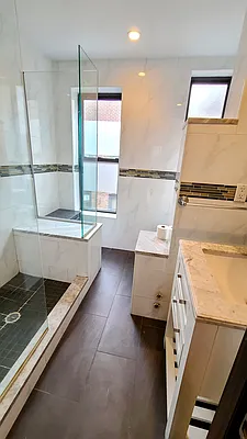 Rented by United Realty Equities | media 21