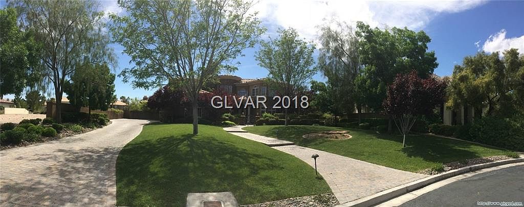 8741 Newport Isle Ct, Las Vegas, NV 89117 | Zillow