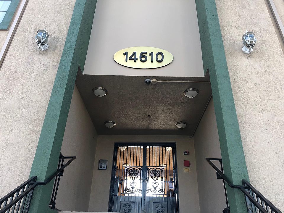1st image of 14610 Plummer St APT 213