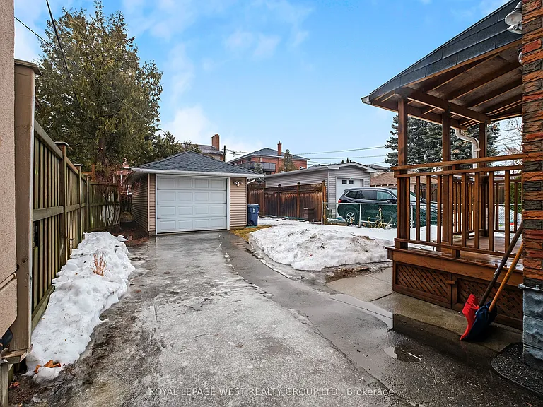 24 Barker Ave — Photo 40