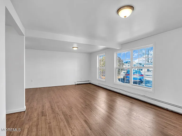 758 Fischer Blvd — Photo 4