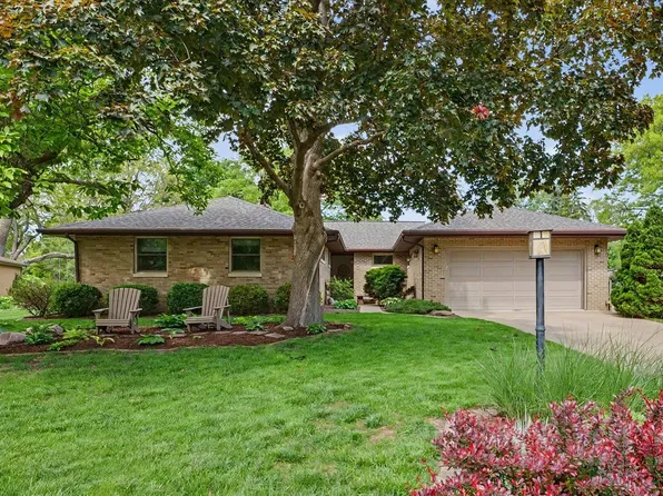 1406 Maywood Dr, Champaign, IL 61821
