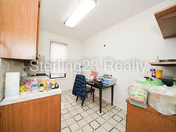 5th image of 24-28 27th St #1R