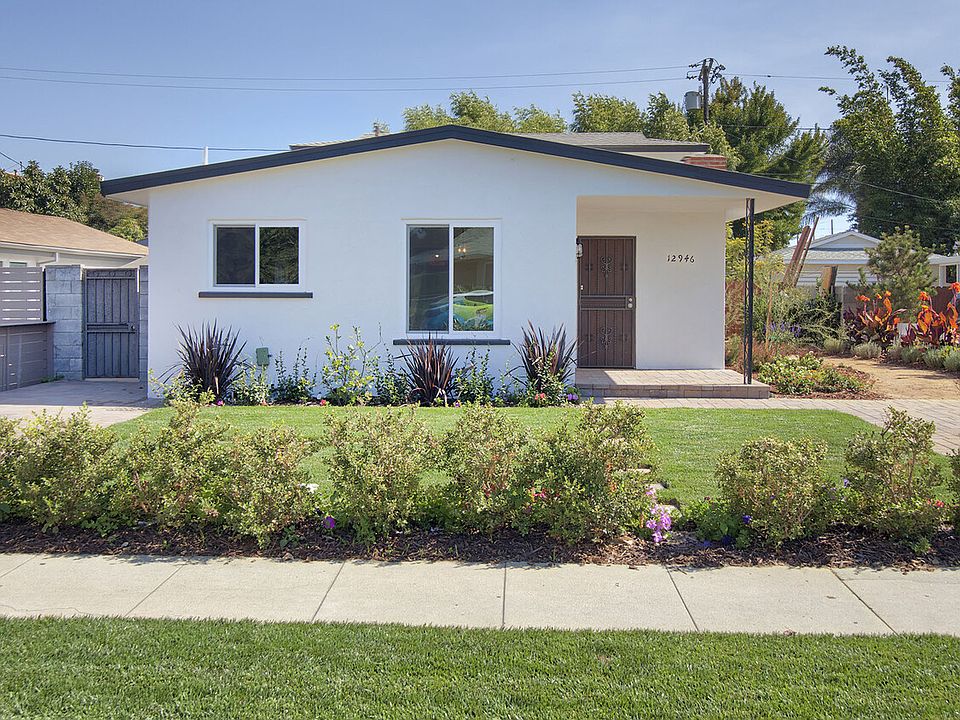 1st image of 12946 Bonaparte Ave