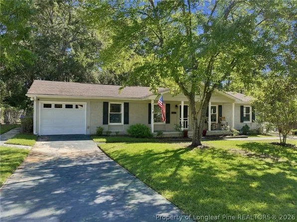 3610 Cranbrook Dr, Fayetteville, NC 28301