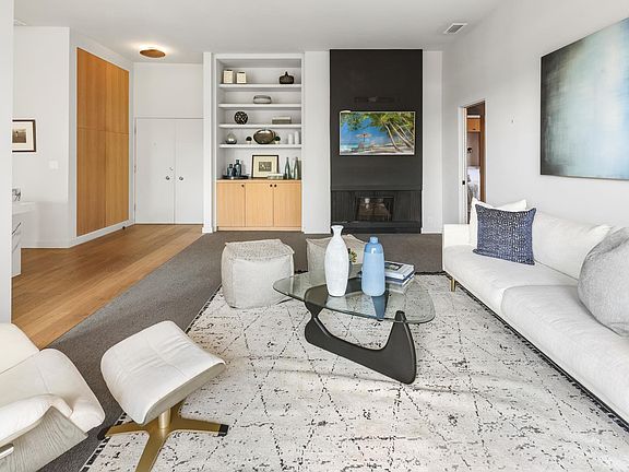 2nd image of 519 California Ave APT 301