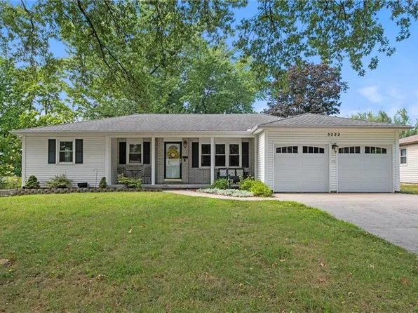 5222 Bond St, Shawnee, KS 66203