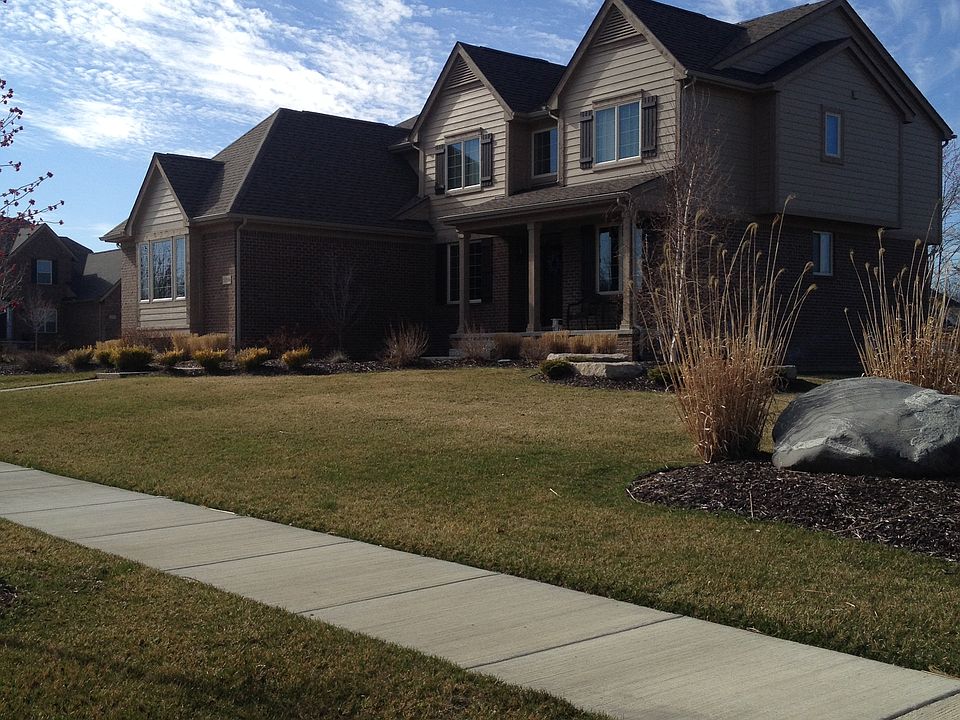 2nd image of 52386 Ferndale Dr