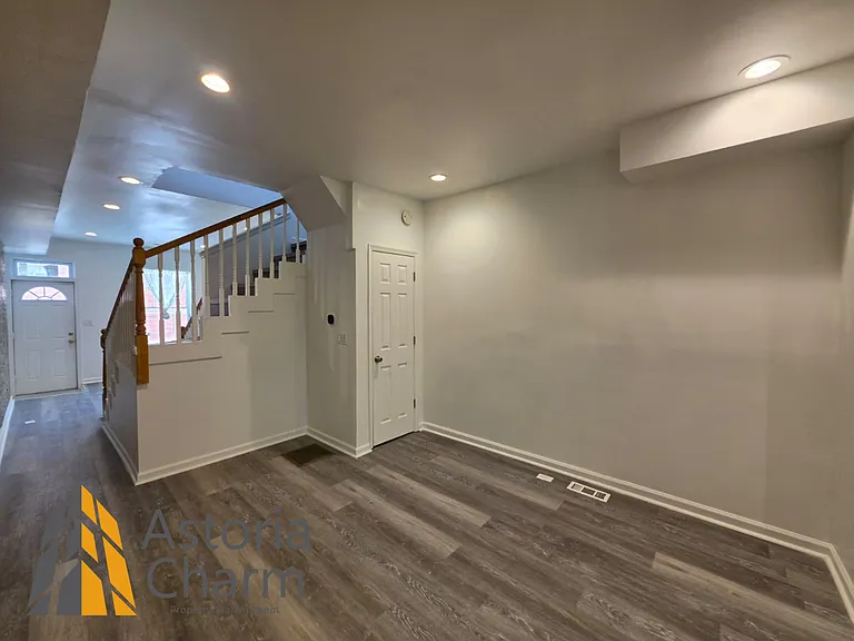 519 E 28th St — Photo 5