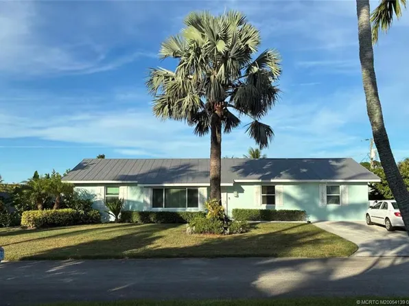 4621 SE Shady Ridge Ln, Stuart, FL 34997