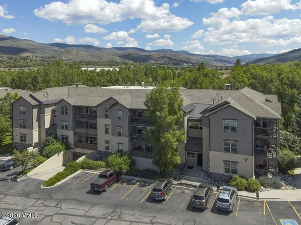 40 River Pines Ct APT B102, Edwards, CO 81632