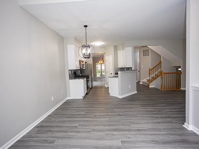556 Mockingbird Way — Photo 13