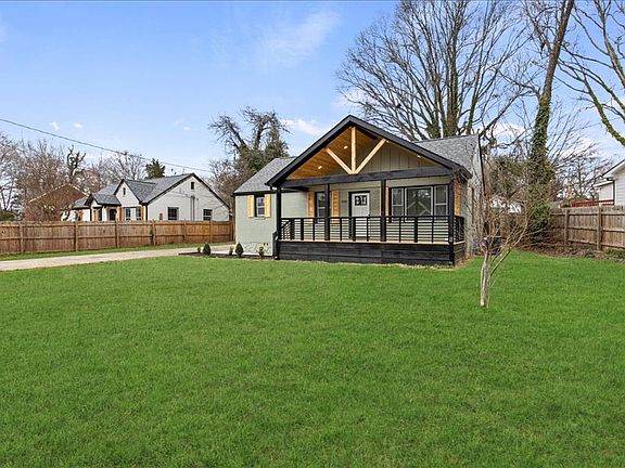 3rd image of 2000 Merle Cir