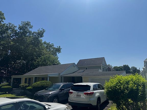2nd image of 95 Augustine St