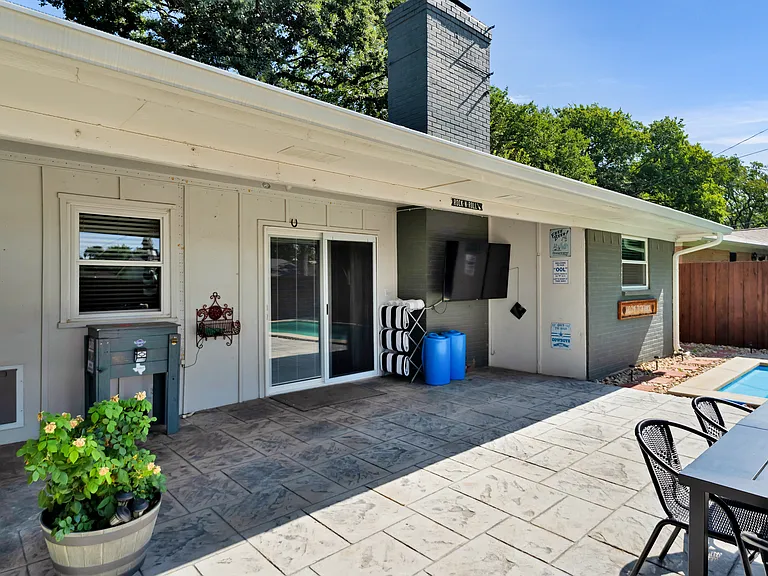 Chattanooga Dr — Photo 11