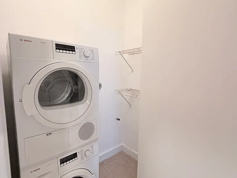 90 Bay Street Lndg #7H — Photo 18