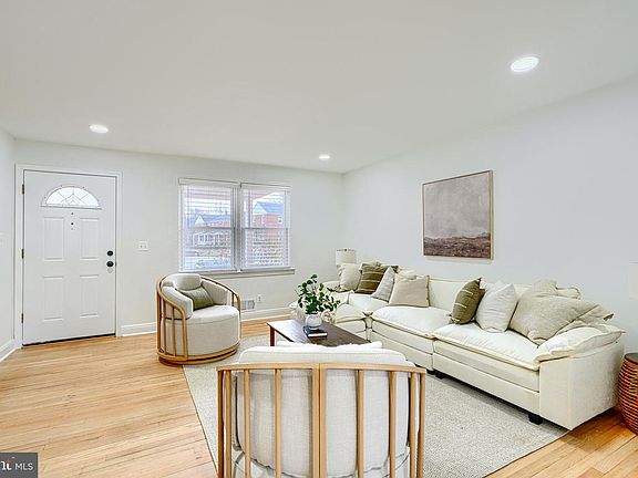 5th image of 1028 Winsford Rd