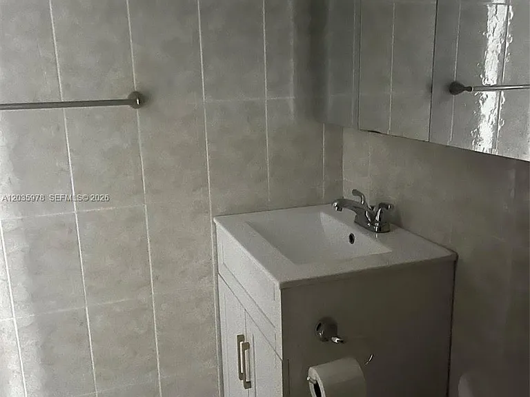 7441 Wayne Ave #8B — Photo 13