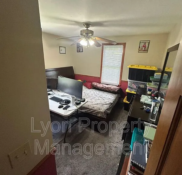 212 Tiffany St — Photo 18