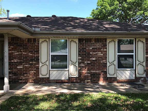 3rd image of 1421 Bryan Dr